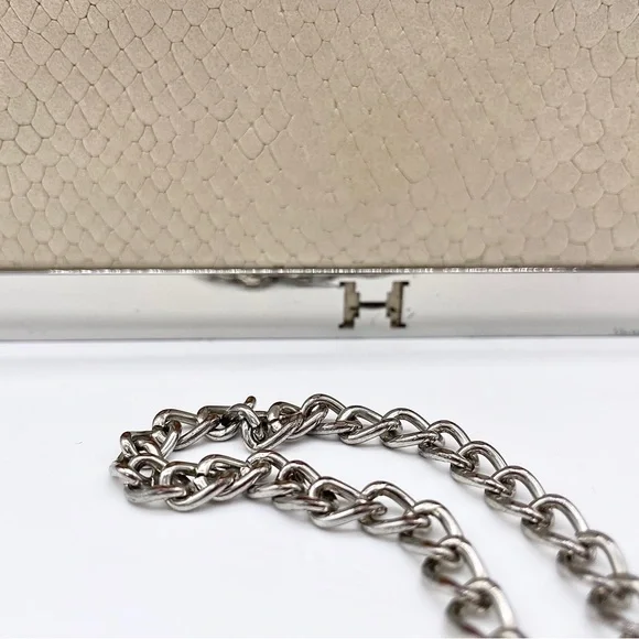 VINTAGE HALSTON Heritage Crossbody Bag Beige Snake Embossed Leather Hand… - Picture 2 of 16